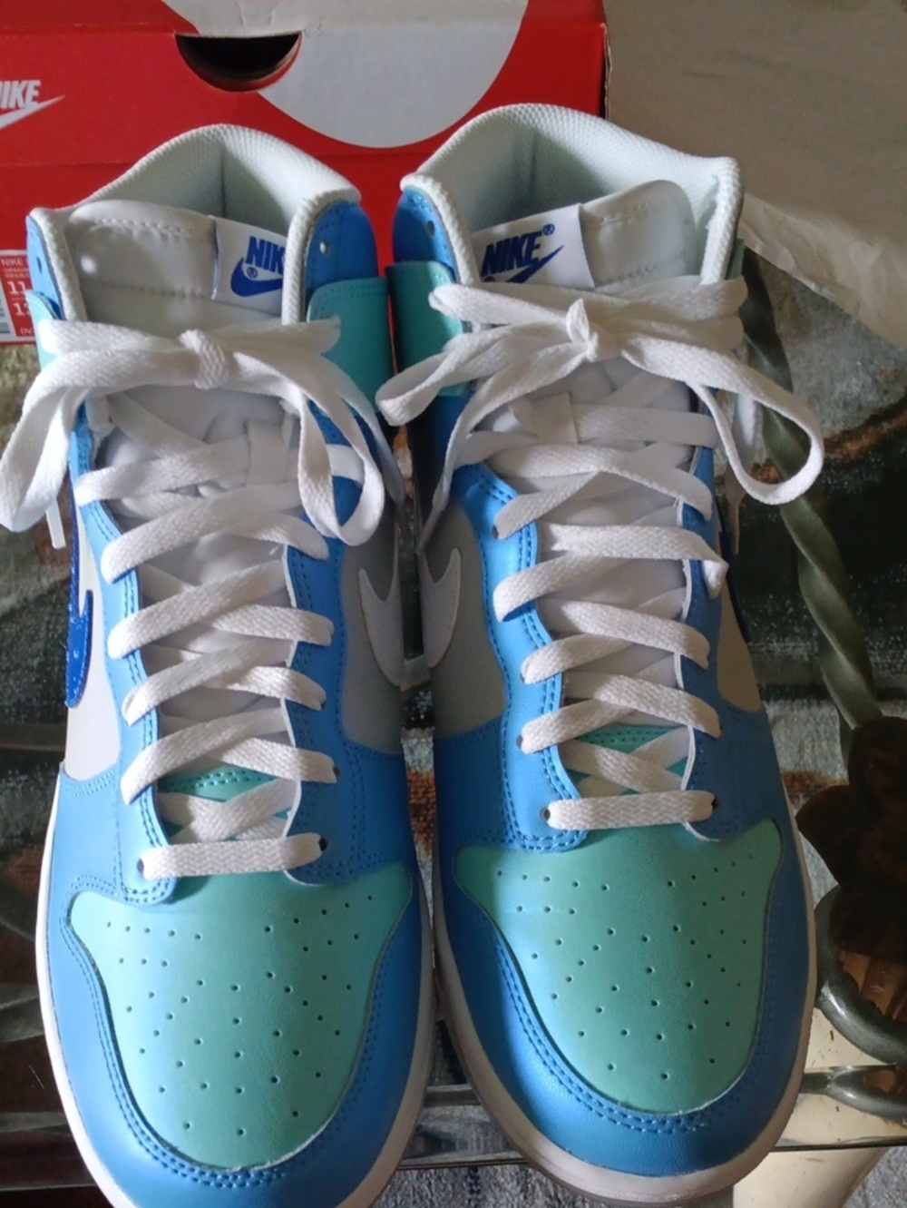 Nike Men/Women High-Top Sneakers in Blue and Mint Green